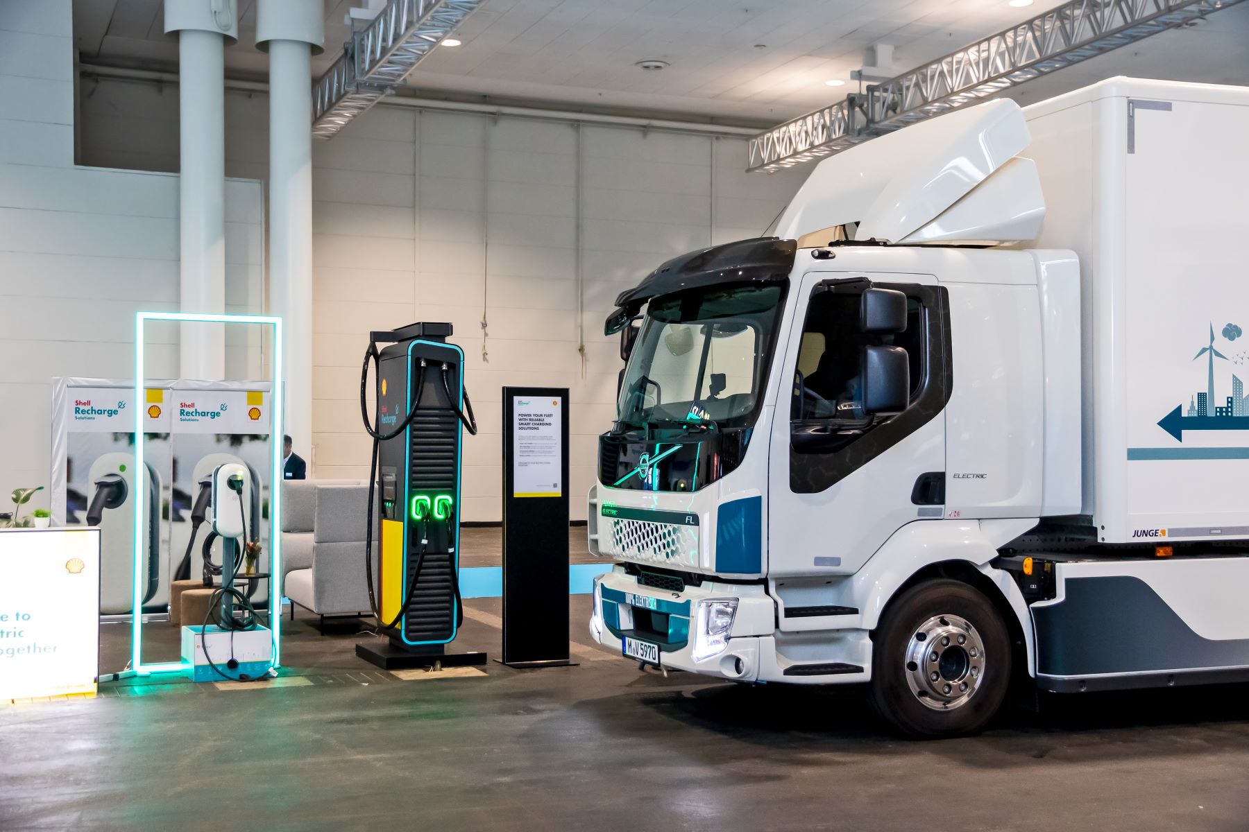 Fast Road Freight Delivery